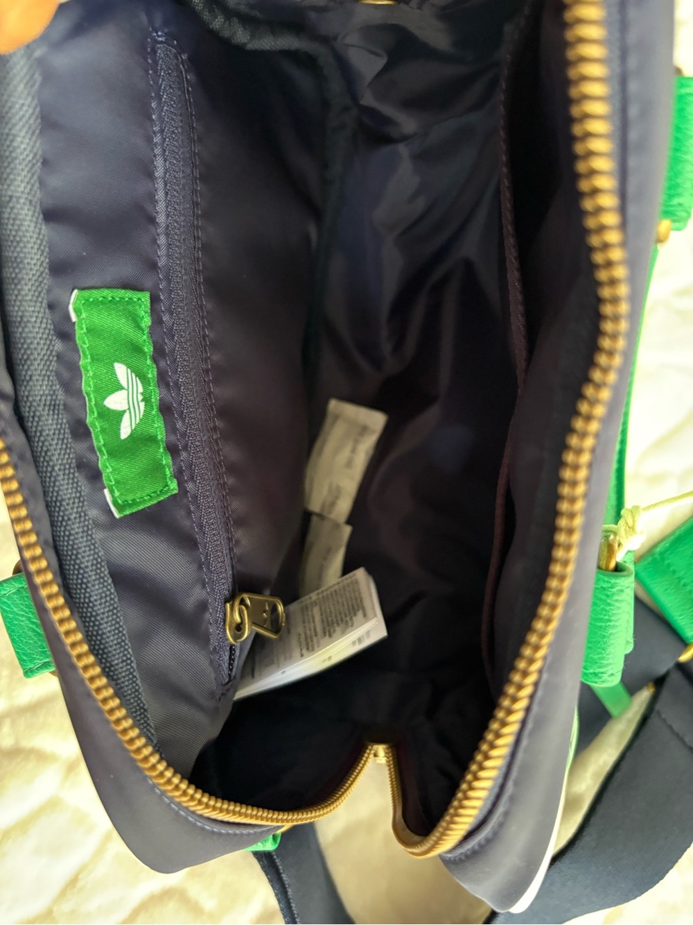 adidas ORIGINALS ROUND BAG - Picture 6 of 16